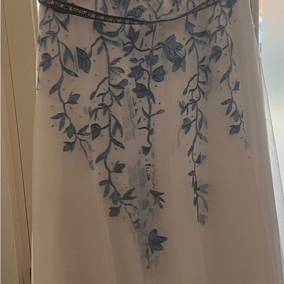 Studio One Dresses & Skirts - Studio One Black Dress with White Accents